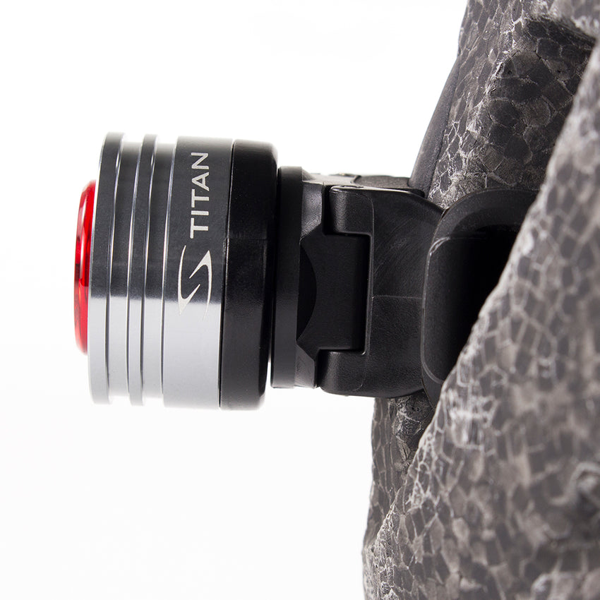 (HLMT-1) Titan Helmet Light
