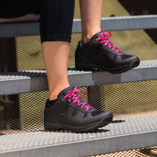 (SWT-160B) Women's Trax