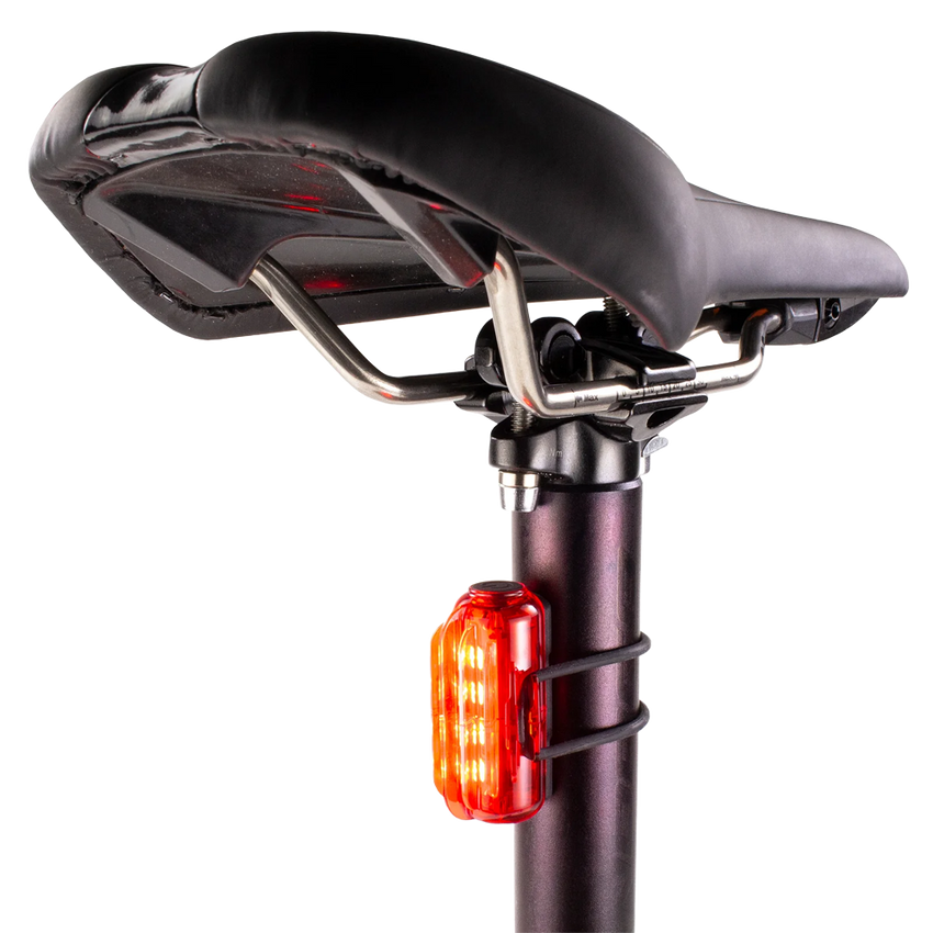 (UTM-30) Cosmo 30 Lumen Tail Light